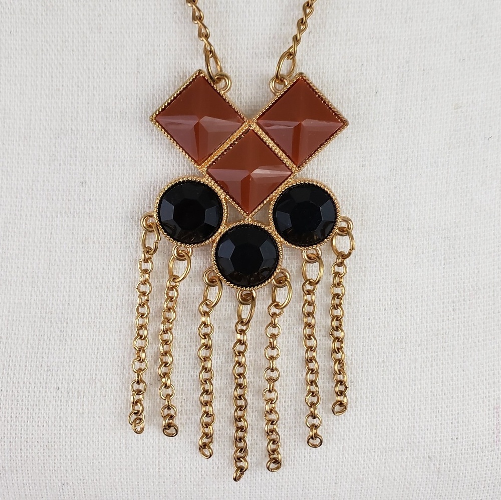 70s Style Gold Toned Geometric Statement Neckla…